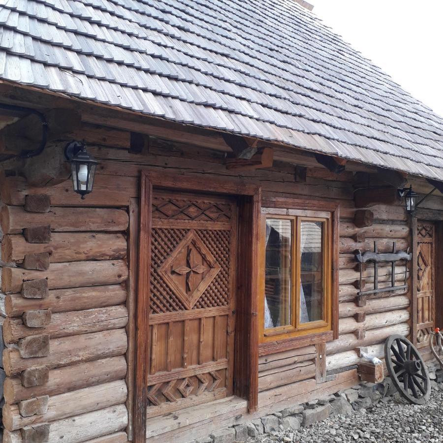 Complex Traditional Casuta Bunicilor-Breb Zewnętrze zdjęcie